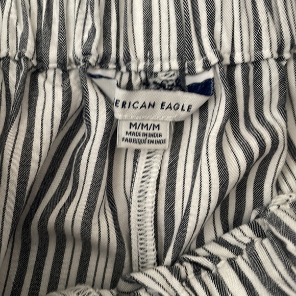 two piece set - Picture 4 of 5